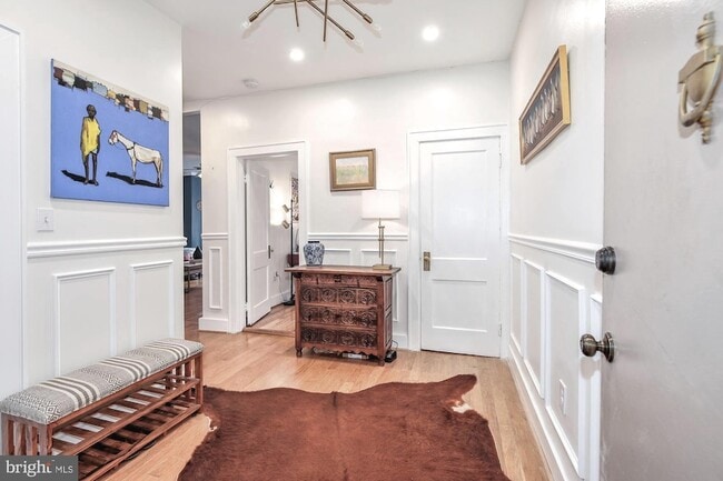 Photo - 1820 Clydesdale Pl NW Unit 103