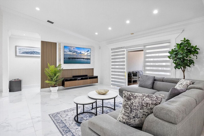 Building Photo - 14236 SW 164th Terrace Unit ID1269390P