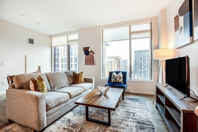 Building Photo - 131 Seaport Blvd Unit SI FL16-ID1039243P
