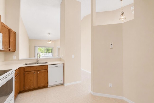 Photo - 7958 Piper Ln