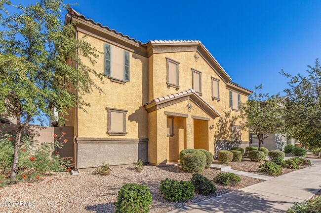 Photo - 16648 W Jenan Dr