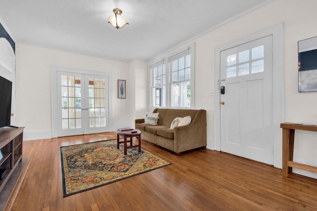 Photo - 424 Pearl St Unit ID1367380P