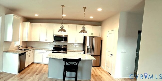 Photo - 8443 Villetta Pointe Ln