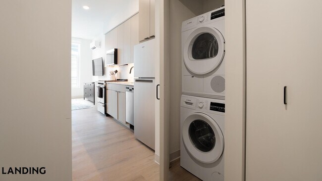 Photo - 1529 N Fremont St Unit 409