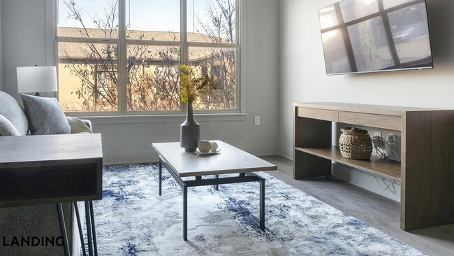 Photo - 49 Boulevard SE Unit D-543