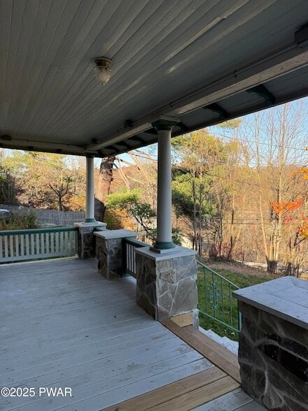 Photo - 341 Broad St