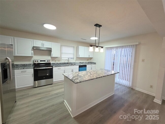 Photo - 7014 Sycamore Grove Ct