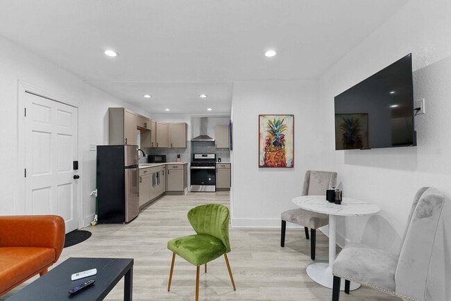 Photo - 412 Harwood St Unit SI ID1094307P