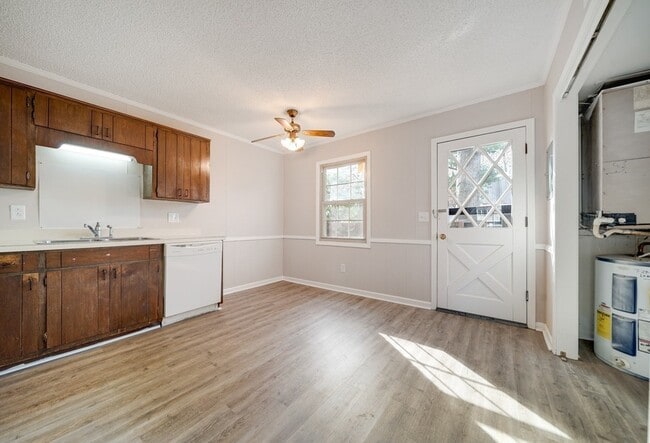 Photo - 930 S Water Ave Unit 5