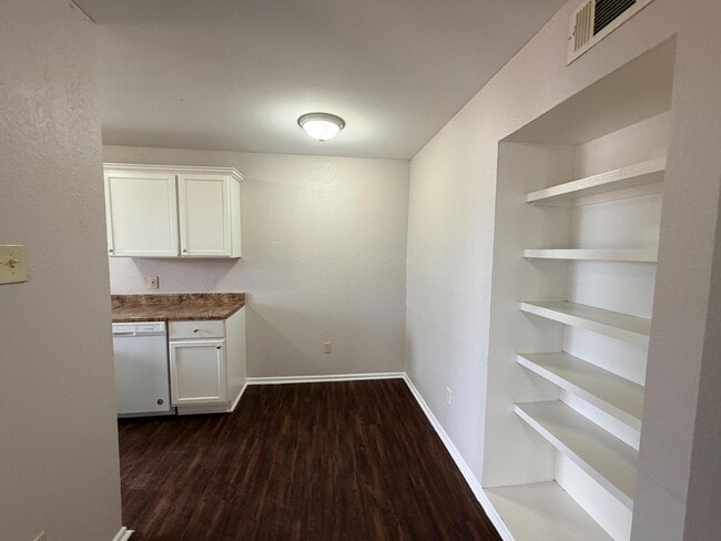 Photo - 3302 Salisbury Ave Unit D