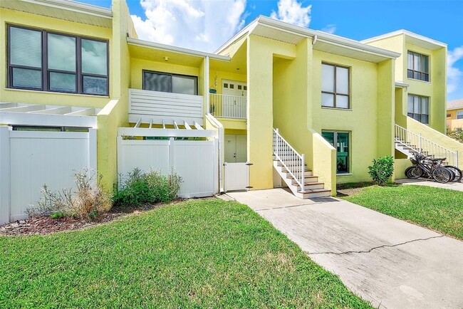 Photo - 1 Windrush Blvd Unit 77