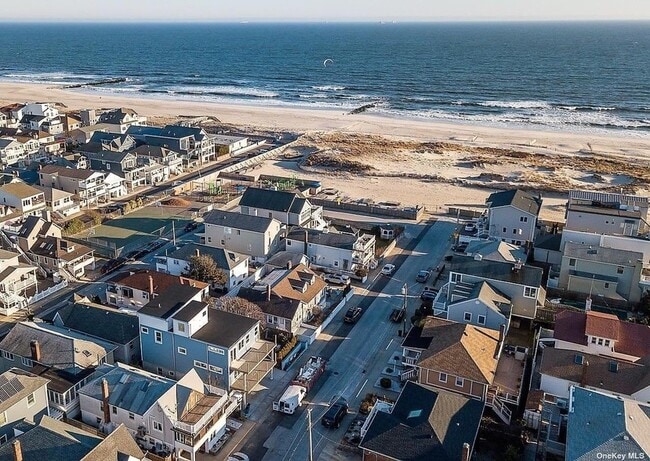 Building Photo - 40 Trenton Ave