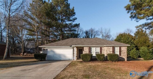 Photo - 123 Ann Bradley Dr
