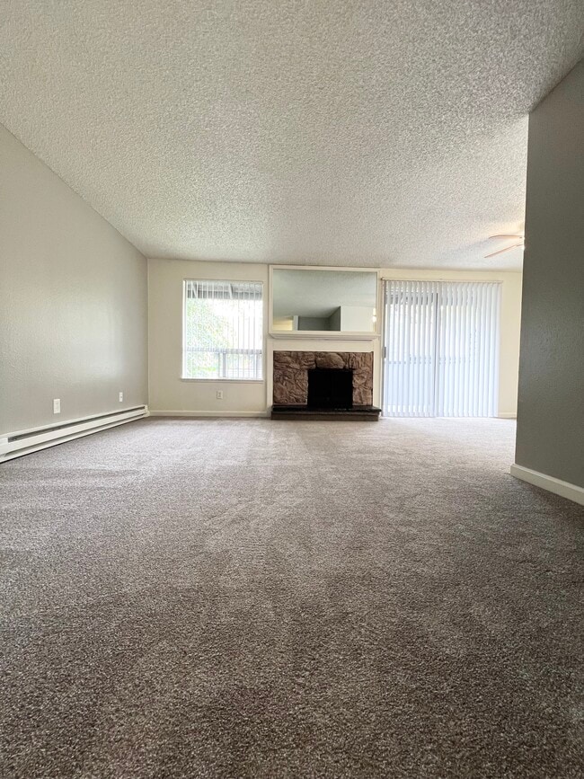 1x1 Standard- Living Room - Sunset Ridge Apartments