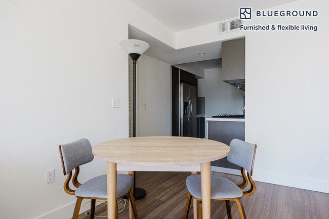 Photo - 1539 Purdue Ave Unit SI FL4-ID1287