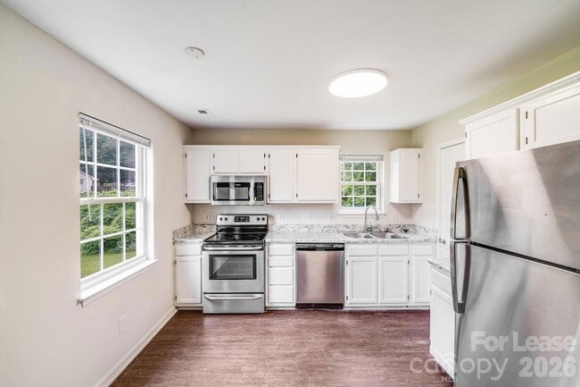 Photo - 3425 Anson St