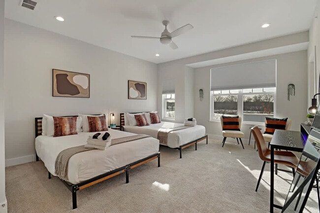 Photo - 28415 Torch Pkwy Unit SI ID1502222P