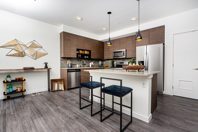 Building Photo - Bell Alderwood