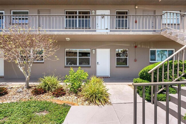 Photo - 1 Gateshead Dr Unit 108
