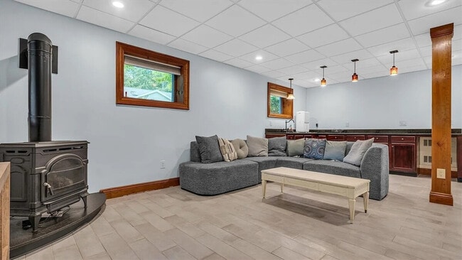 Photo - 21 Hemlock Point Rd Unit ID1255657P