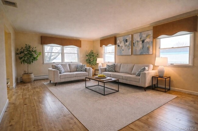 Photo - 18 Strathmore Village Dr