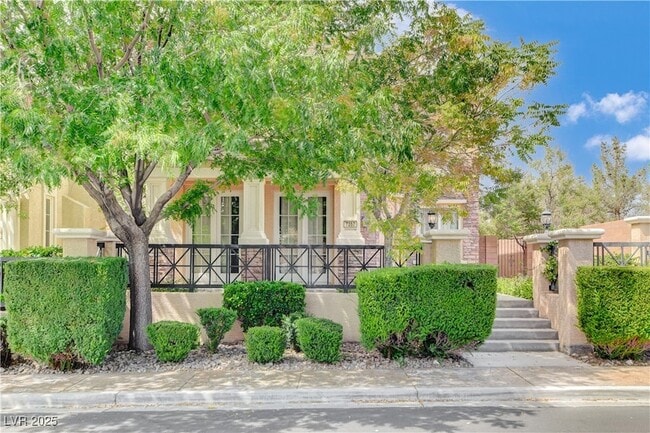 Photo - 7357 Ellison Park St