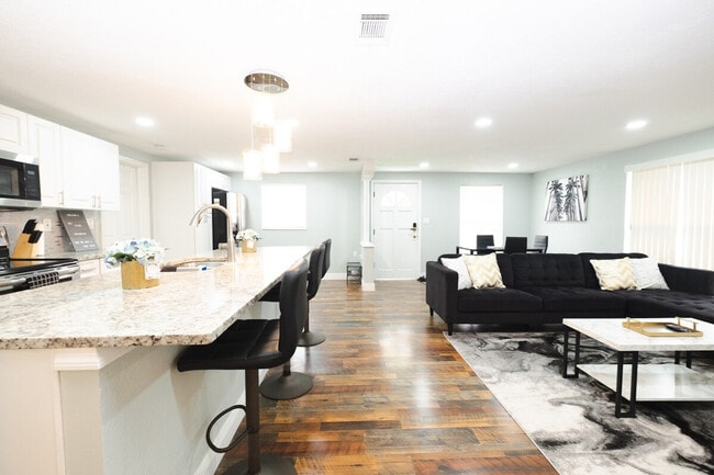 Photo - 3007 E 21st Ave Unit ID1244369P