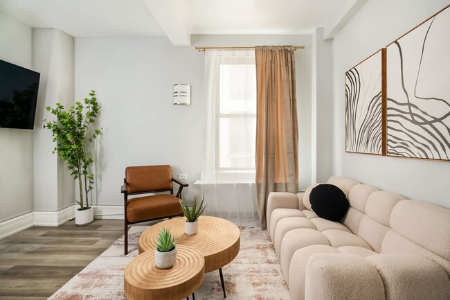 Building Photo - 234 W 73rd St Unit SI ID1031181P