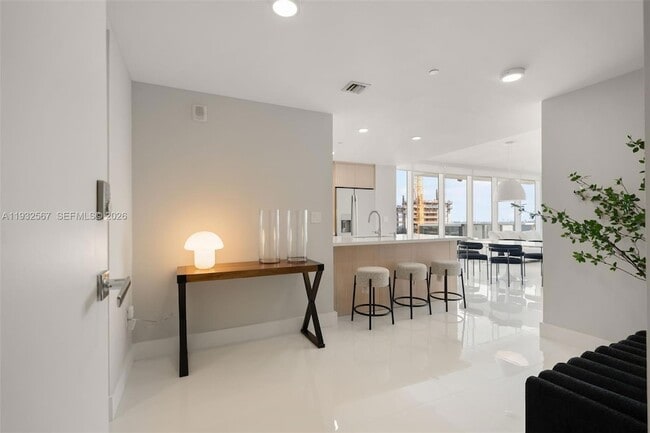 Photo - 600 NE 27th St Unit 2401