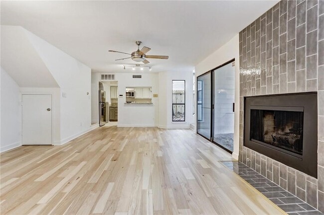 Photo - 2507 Quarry Rd Unit D