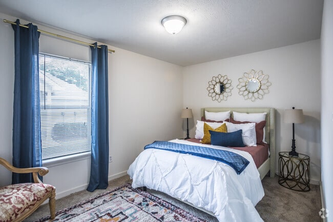 2 BR, 2 BA - 1018 SF - Shadow Lake Apartments