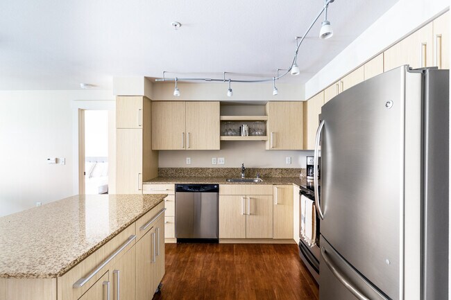 Photo - 215 10th Ave E Unit ID3199A