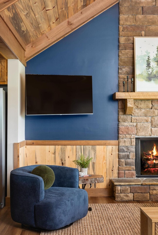 Photo - 1528 Twisted Oak Rd Unit ID1263819P