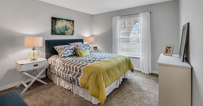 Photo - Courtney Cove Apartment Homes