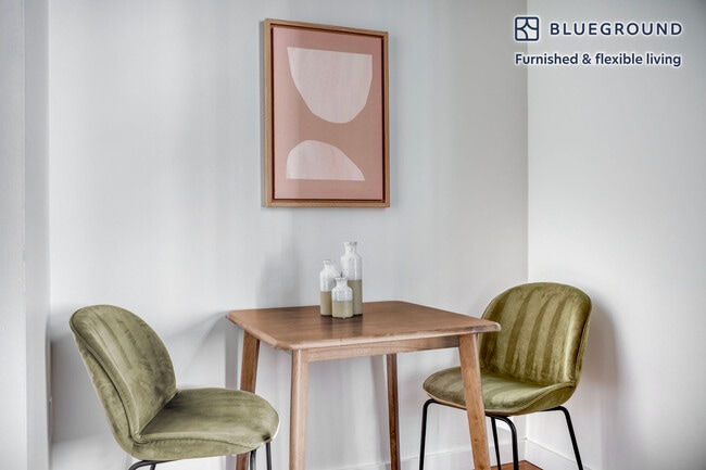 Photo - 62 Cedar St Unit FL3-ID658