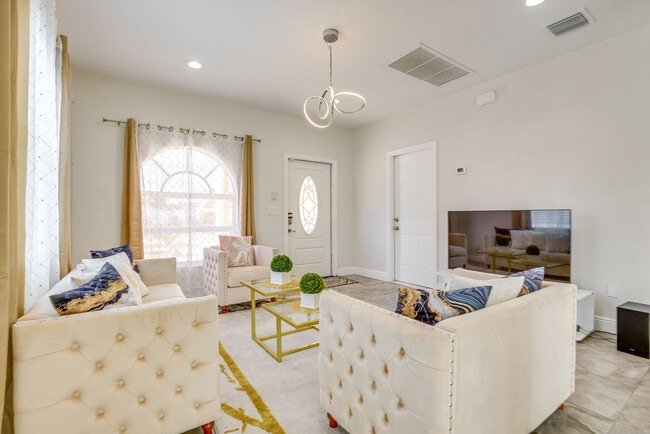 Photo - 2601 NW 15th Ct Unit SI ID1545926P