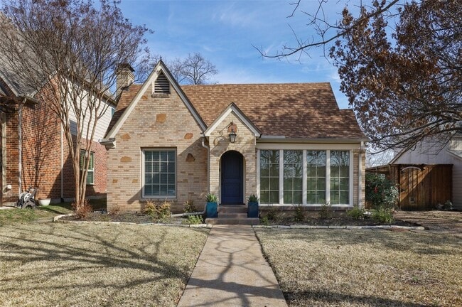 Photo - 7115 La Vista Dr