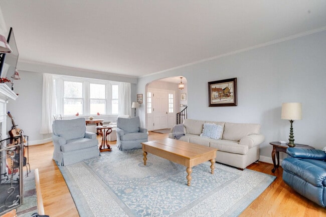 Building Photo - 10417 Liberty Rd Unit SI ID1497739P