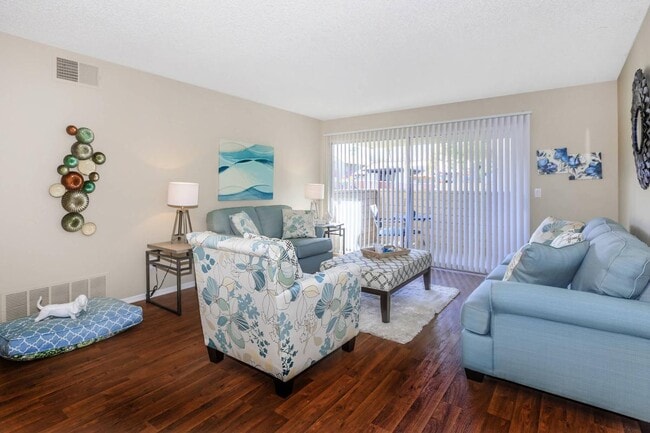 Photo - Sage Courtyard