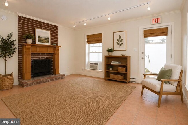Photo - 2 E Federal St Unit BSMT