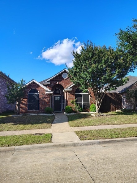 Building Photo - 1309 Brookfield Dr
