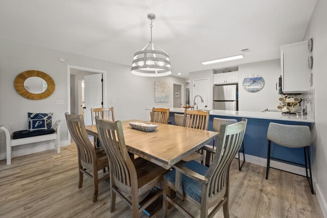 Photo - 410 Blue Stem Dr Unit ID1253471P