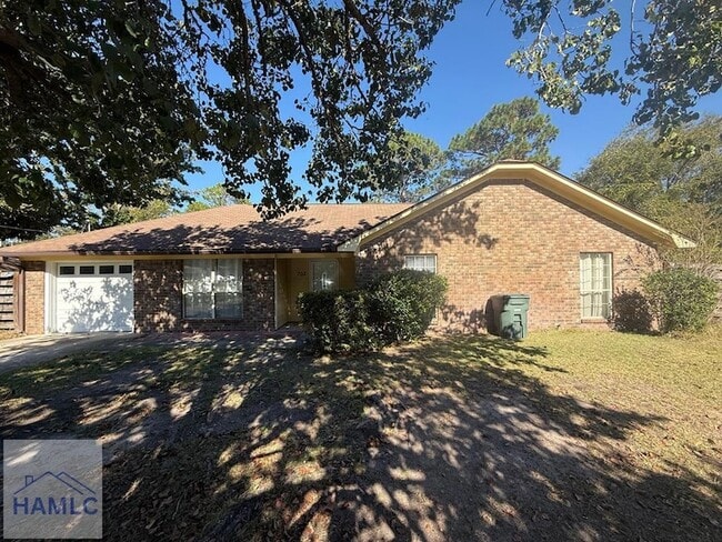 Building Photo - 703 Tray Ct