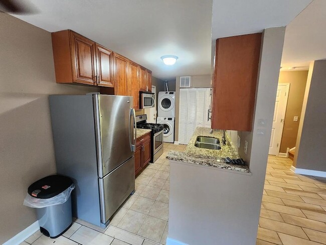 Photo - 624 N Lake Shore Dr