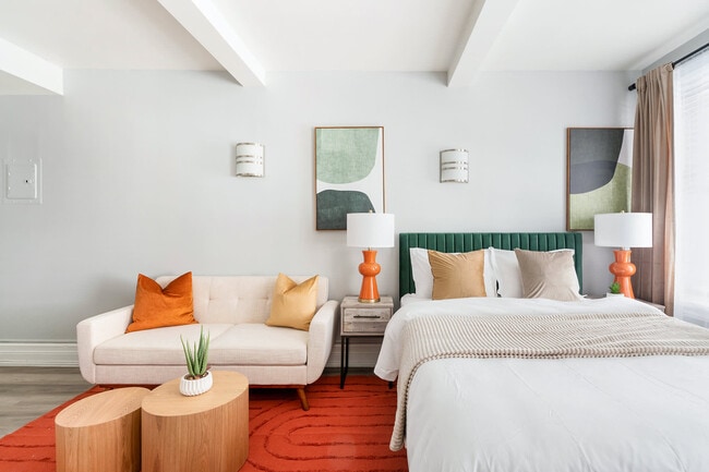 Building Photo - 240 W 73rd St Unit SI ID1022064P