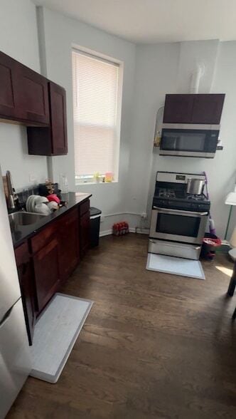 Photo - 822 N Lawndale Ave Unit 1B