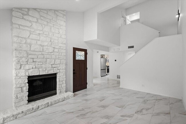 Photo - 2500 Enfield Rd