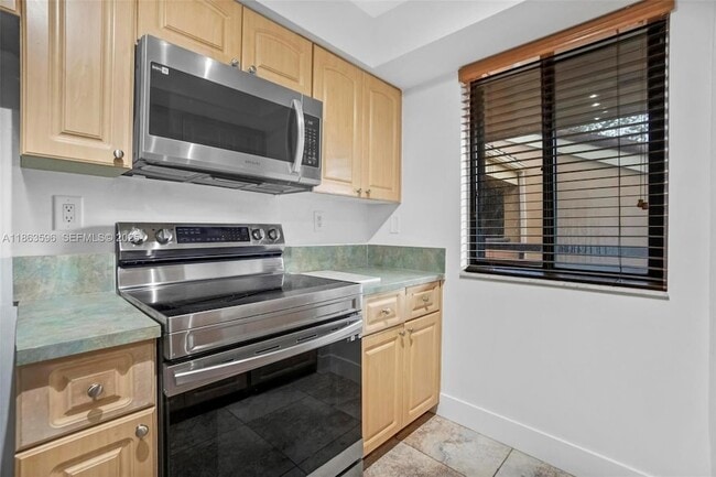 Photo - 15549 Miami Lakeway N Unit 306