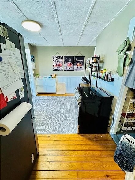 Photo - 1071 Main St