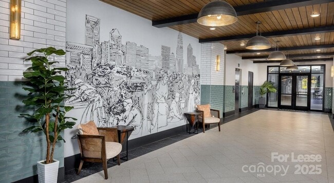 Photo - 2010 N Brevard St Unit A3